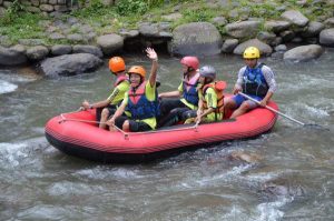 arung-jeram-hulu-sungai-ciliwung